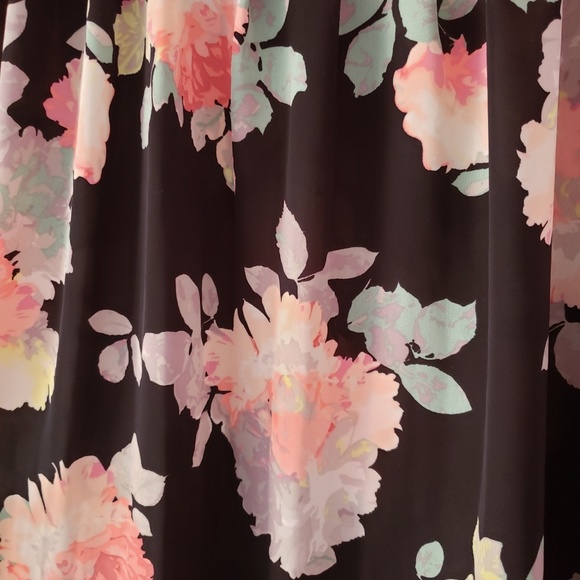 Lauren Conrad Top - Picture 3 of 7